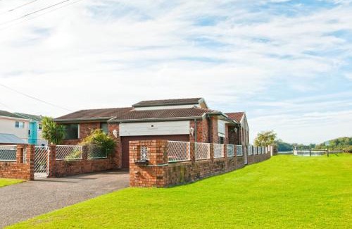 Greenwell Point Casa | Riverside Delight