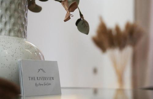 Florina Apartamento | Riverside