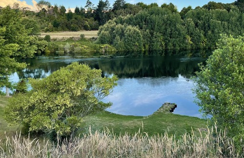 Richmond Downs Casa | Riverside Guest House - Relax in the peace and quiet on the rivers edge.
