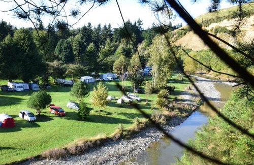 Herbert Cabina | Riverside Haven Lodge & Holiday Park