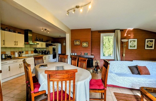 Haironville Cabaña | Casa independiente con piscina, tenis y vistas al río en entorno tranquilo