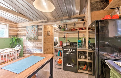 Dauphin Cabina | Riverside Retreat @ Stoney Creek