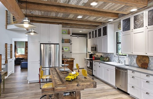 Stonewall Cabina | Absolutamente encantador Retiro Riverside en Stonewall, TX, Acceso al río con impresionantes vistas!