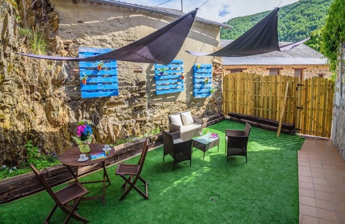 La Omanuela Apartamento | Chalet en La Omañuela cerca de esquí