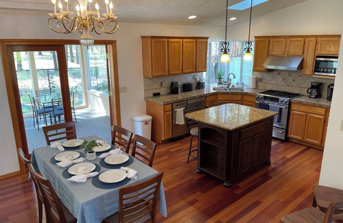 Nine Mile Falls Casa | Riverside State Park 3,000 ft. HOME, SPA, private ARCADE, Fire-Pit, 5BD
