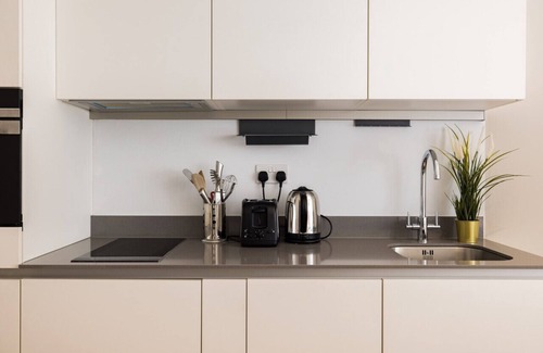 Grove Apartamento | Riverside Studio Flat in Kingston