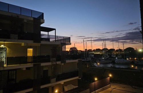 Isola Sacra Apartamento | RIVERSIDE SUITE Airport