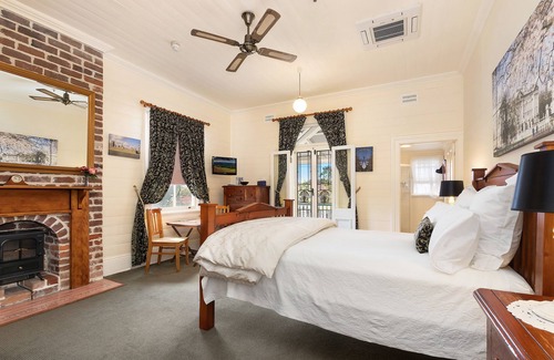 Ballina Casa | Riversleigh Guesthouse