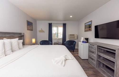 Pagosa Springs Hotel | RiverWalk Inn