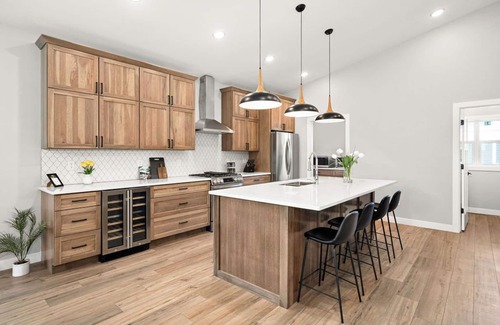 Duluth Casa | RiverWest Vista - Base Spirit Mtn, Riverfront, Sauna, Dog Friendly, 20% off Bike Rentals