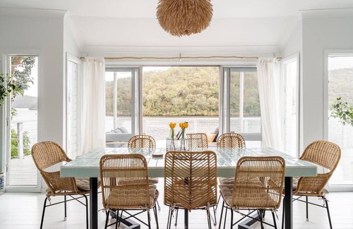 Berowra Waters Casa | rivescape holiday home at Berowra Waters