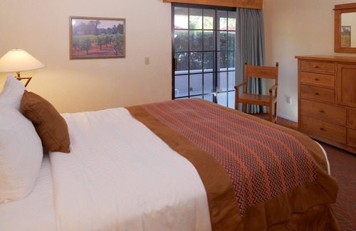 San Diego Country Estates Complejo | Riviera Oaks Resort