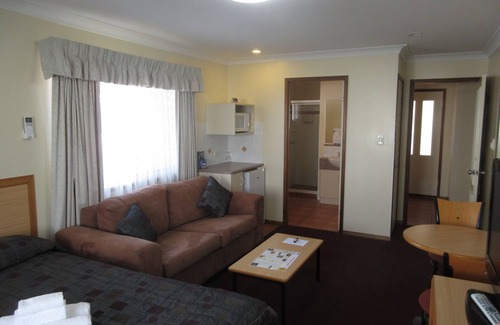 South Toowoomba Hotel | Riviera on Ruthven Motel