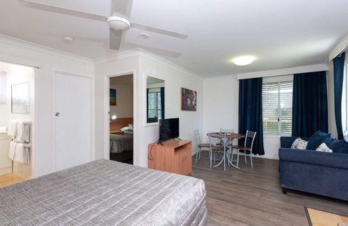 South Toowoomba Hotel | Riviera on Ruthven Motel