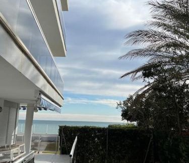 Miami Platja Apartamento | Riviera patio