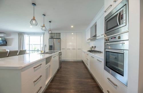 Dubbo Casa | Riviera Retreat - Pool & Outdoor Kitchen