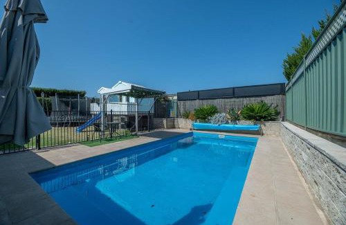 Dubbo Casa | Riviera Retreat - Pool & Outdoor Kitchen