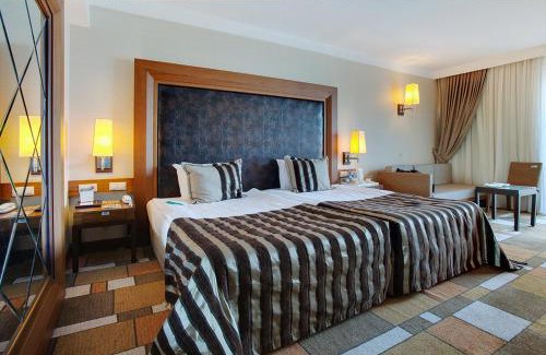 Beldibi Complejo | Rixos Sungate - The Land of Legends Access