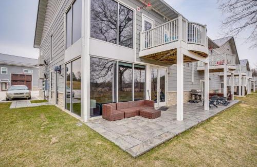 Elkhart Lake Casa | Road America Retreat Modern Villa with Garage!