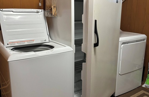 Crystal Casa | Road end access to the beautiful Crystal Lake, Montcalm County, Michigan.