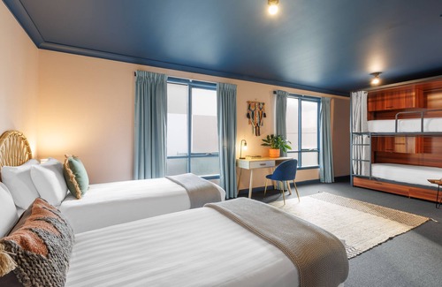 St Kilda Hotel | Roamer St Kilda