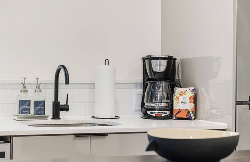 Midtown Casa | Roami at The Palace | 2 Bedroom | Queen