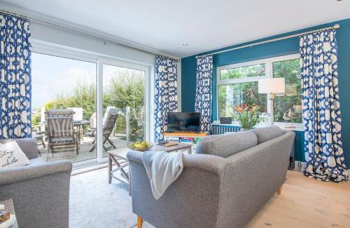 Tan-y-groes Casa | Robin Hill