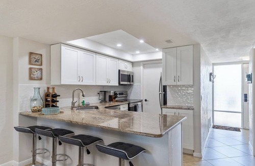 Butler Beach Condominio | Robin's Nest at Island House G234