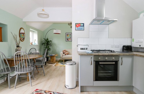 Leven Cabaña | Robin's Nest Cottage, BRANDESBURTON