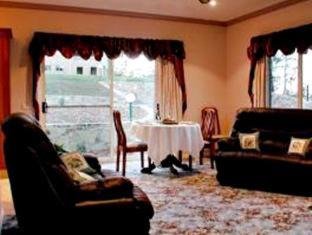 Merimbula Casa | Robyn's Nest Lakeside Resort