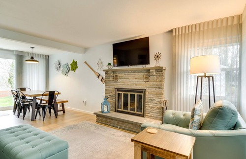 North Greece Casa | Rochester Family Home - Walk to Lake Ontario!