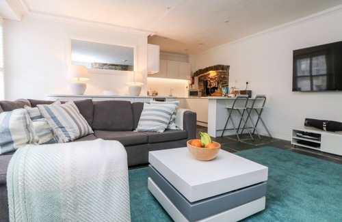 Trebarwith Strand Casa | Casa de la roca, TINTAGEL