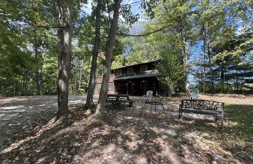 Logan Cabina | Rock Stalls Lodge Hocking Hills