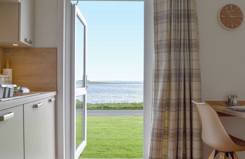 St. Mary's Cabaña | Rockworks Chalets No.3 - UK7042