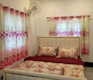 Koh Rong Hotel | Rocky Jungle Bungalows