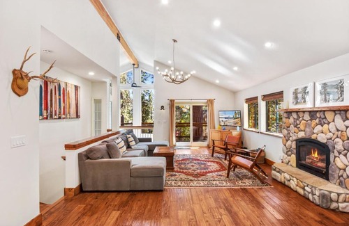 Brockway Casa | Rocky Retreat