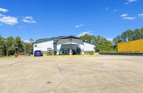 Hattiesburg Apartamento | Rodeway Inn Hattiesburg North - King Room - Smoking 8