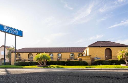 Colton Hotel | Rodeway Inn & Suites Colton-Riverside