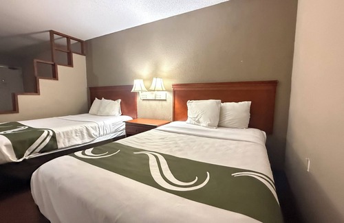 Wetmore Hotel | Rodeway Inn & Suites South of Fiesta Park