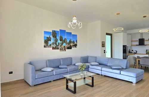 Qerek Chalet De Esquí | Rodon Nature Escape Villa with Pool 278