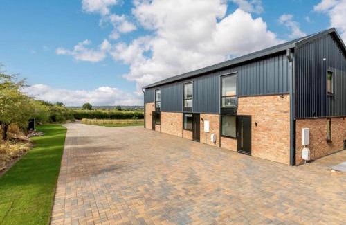 Bishampton Casa | Roe Cottage - Disabled adapted - 2 bed - hot tub