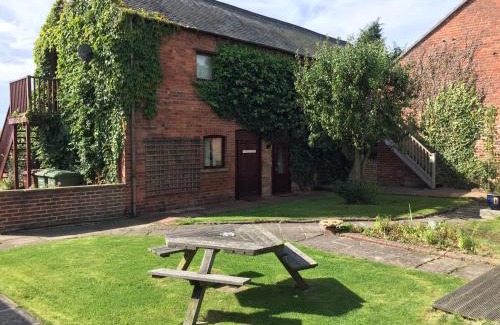 Pontefract Casa | RolandsCroft Guest House