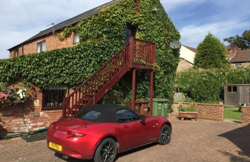 Pontefract Casa | RolandsCroft Guest House