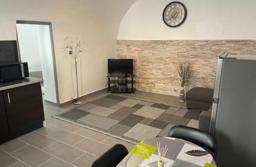 Centre Ville d'Ales Apartamento | Roman