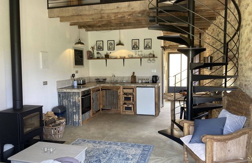 Marsales Casa | Romantic 1 bedroom loft apartment with pool, 5 min to Monpazier