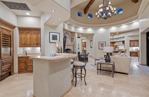 Canyon Ridge Estates Villa | Romantic 4BR Hacienda with Pool, Spa and Close to Town