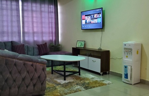 Nyahururu Apartamento | Romantic and spacious 1bedroom appartment, 3min drive to thompson falls.