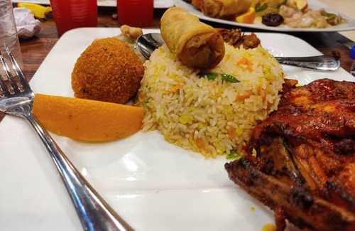 Rangpur Division Apartamento | Romantic Apartment Villa in Dinajpur