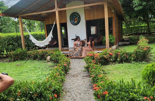 Valle Azul Cabina | Romantic Cabin in the Forest, Valle Azul, Bungalows Tulipanes CR