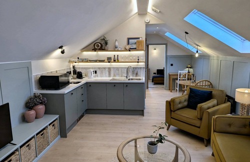 Littleworth Casa | Romantic Cotswold Retreat with parking